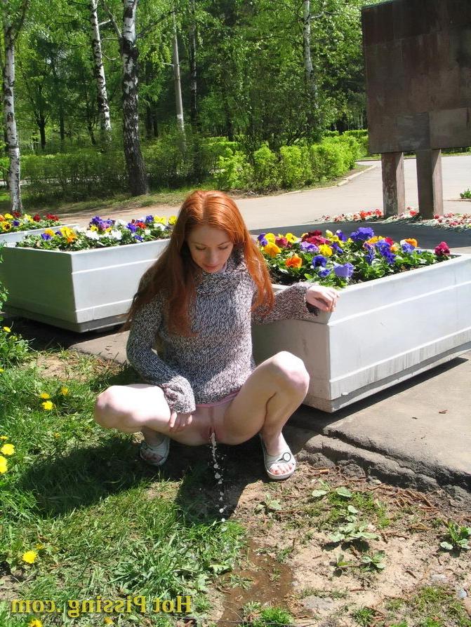 15P Girl gets daring enough to get squatted and start doing a pee outdoors