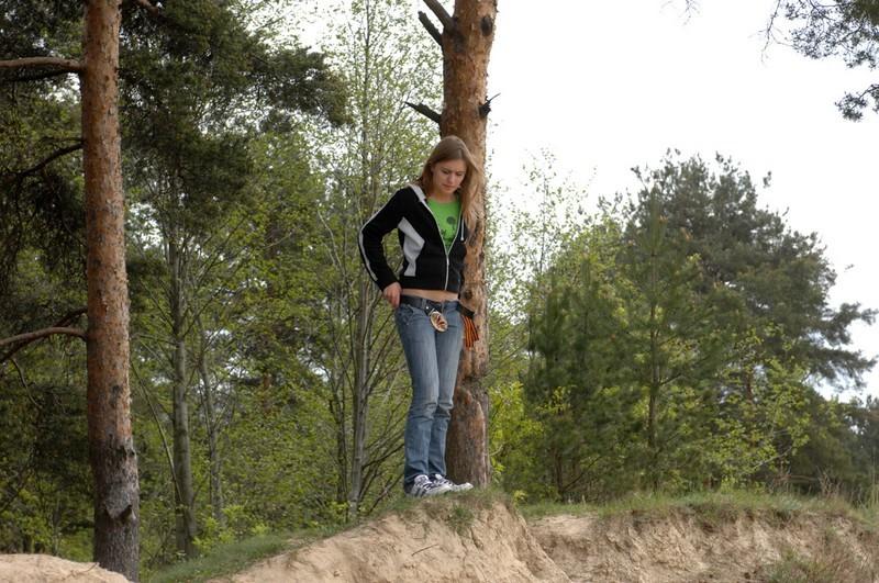 16P Girl takes off her pants and takes a piss outdoors