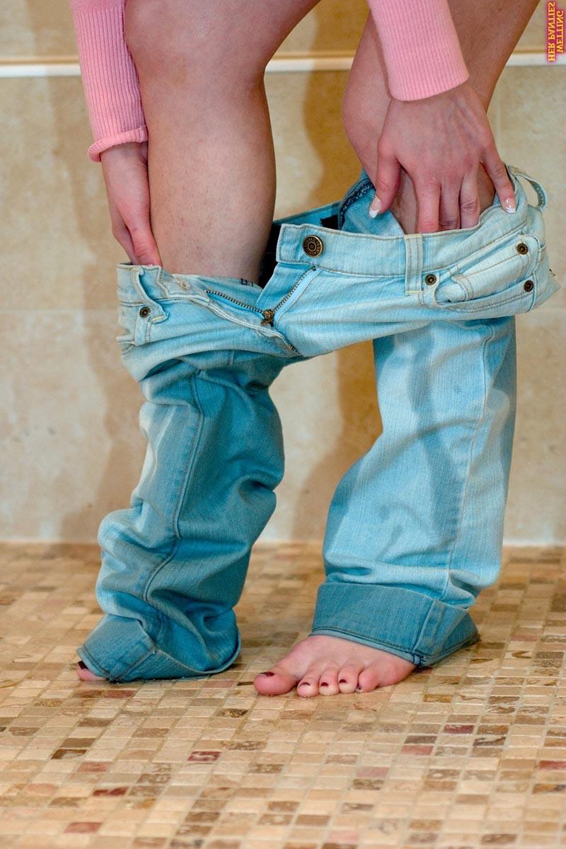16P Peeing desperation with babe wetting her panties