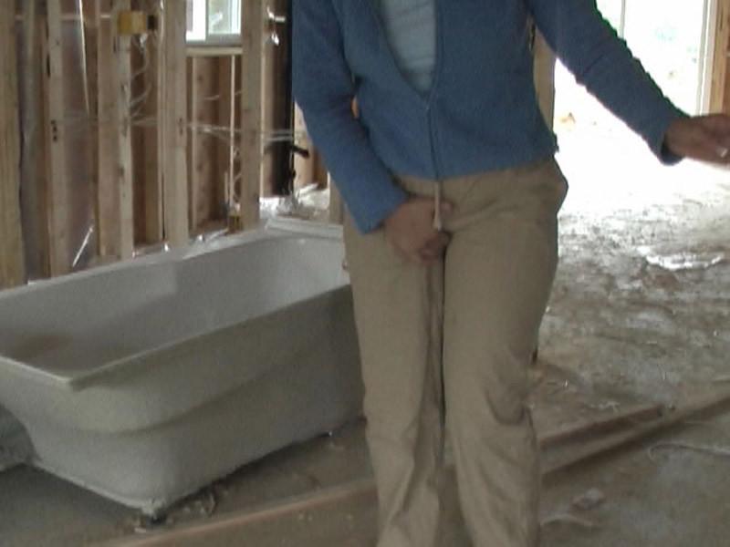 16P Hot  chick can not prevent peeing in her panties