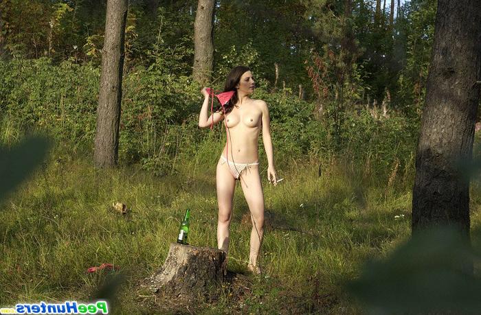 15P Sexy teenie strips out of her clothes and pees outdoors