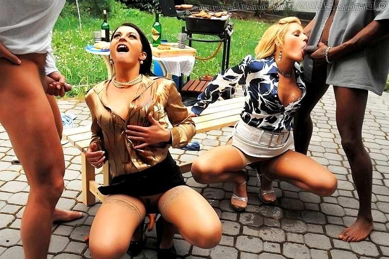 20P Black pimp takes a long pee on his tanned sluts