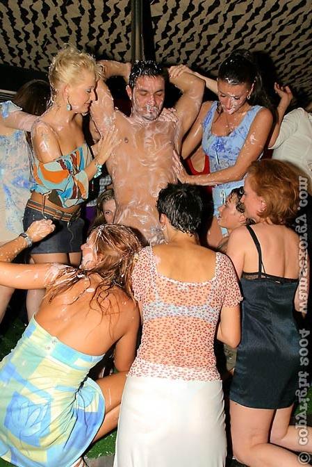 16P Drunk sex in messy food in underground disco