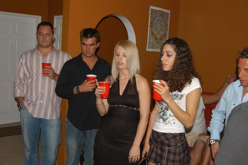 16P College drunk babes blowjob and group sex