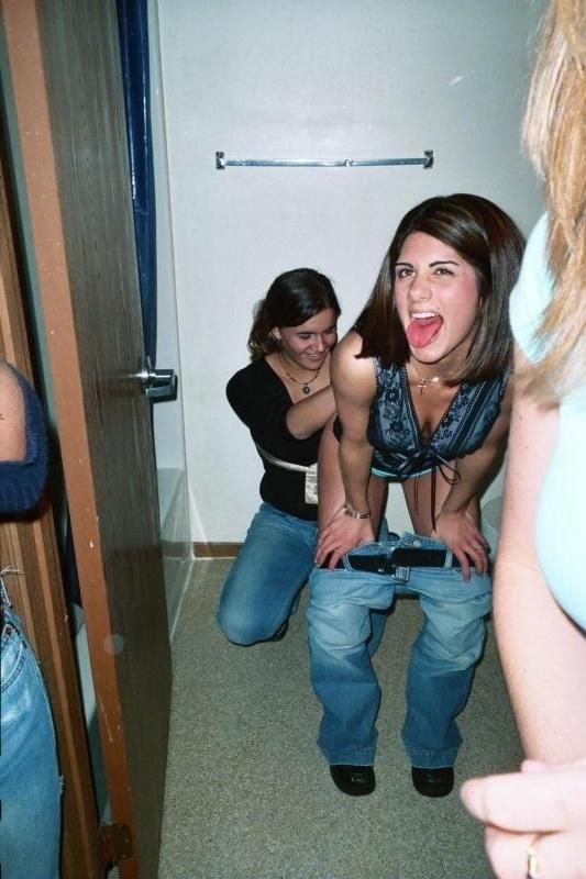 15P Cutie amateur girls showing tits and sweet pussies