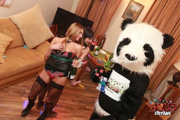 8P wild student sex scenes from the best college fuck parties