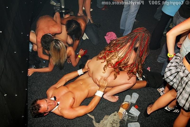 15P Wet drunk sluttys fucking at hardcore private orgy