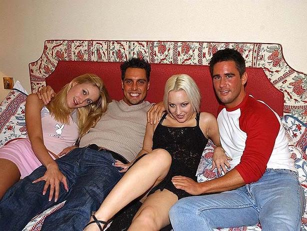 16P Internet Swingers home groupsex party