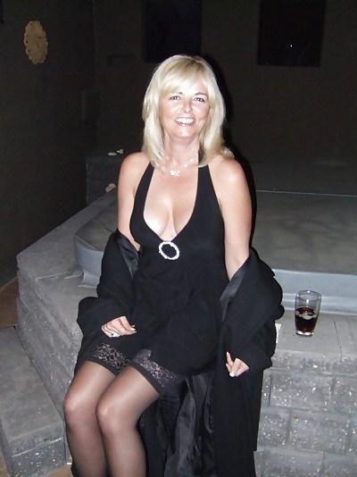 10P A Party Doll