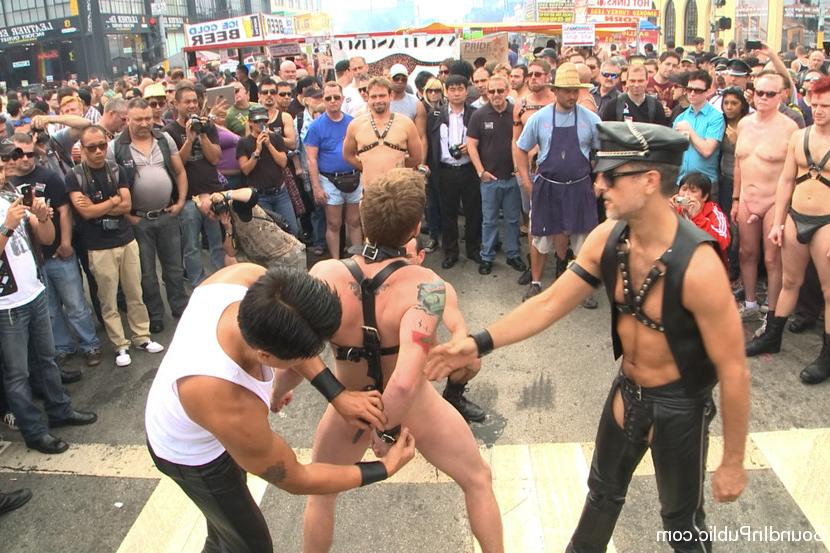15P Naked Sebastian Keys is  free meat for thousands of people in public