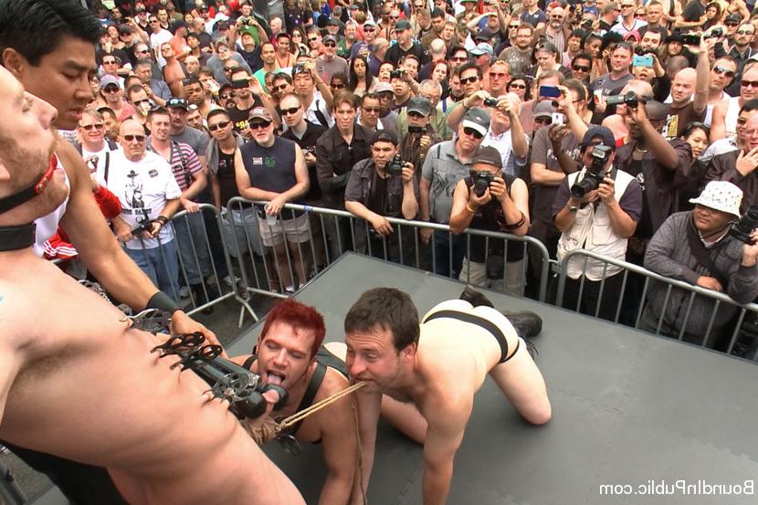 15P Naked Sebastian Keys is  free meat for thousands of people in public