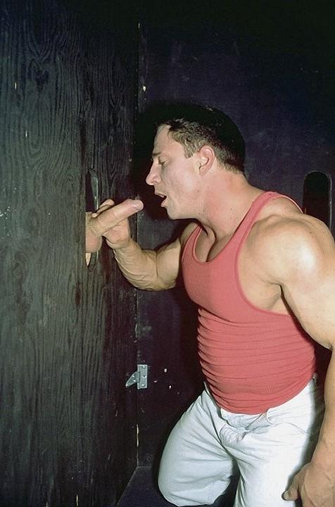 20P Muscles glory hole sucking and screwing and cumming in a dungeon