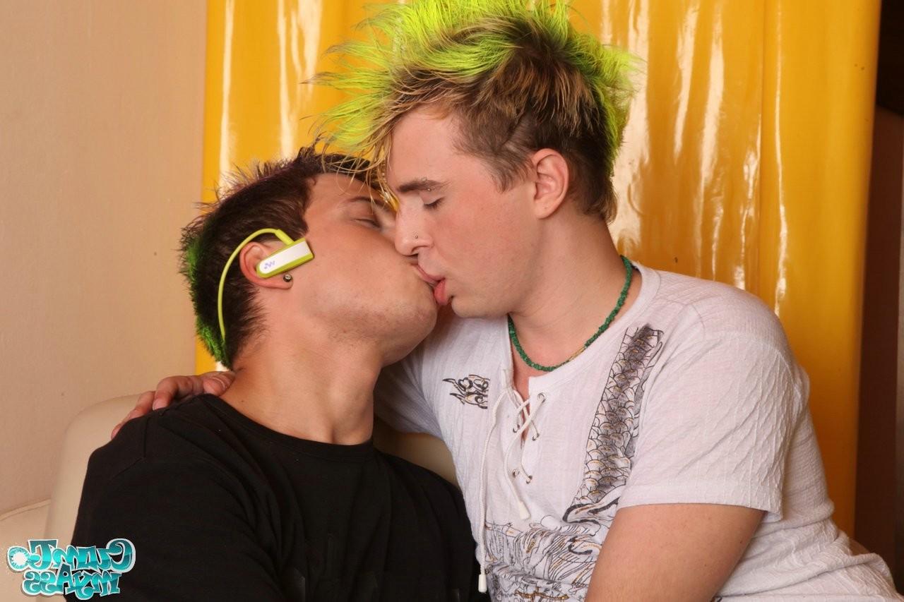 15P Punk twinks get ready for hardcore sex on the couch