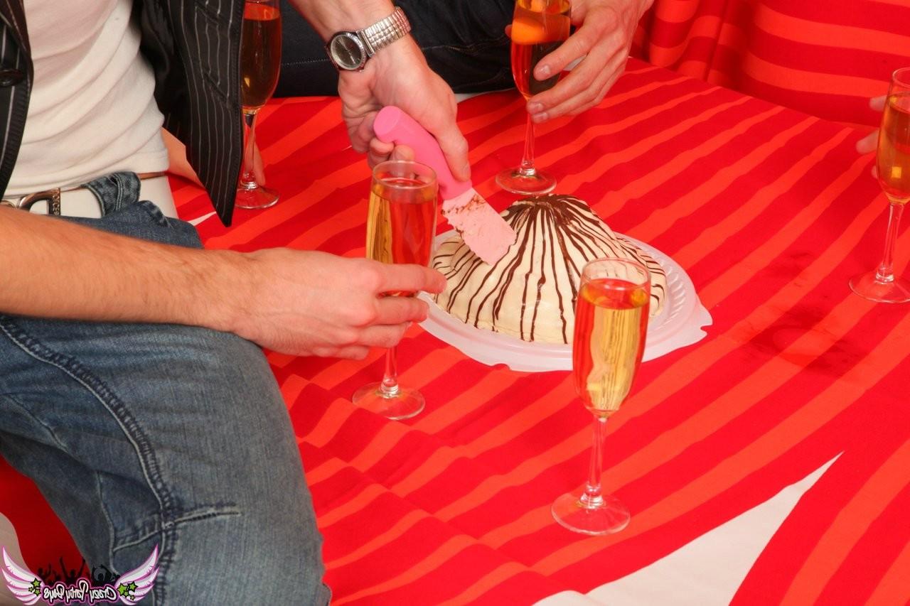 10P Delicious teen homos dip into each other's asses and mouths during a wild party