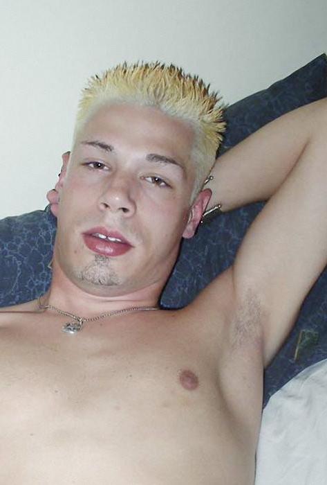 20P Fair haired college twink self toying and cumming in a bedroom