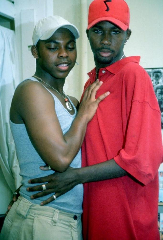 10P Hot black dude jerking off on the couch.