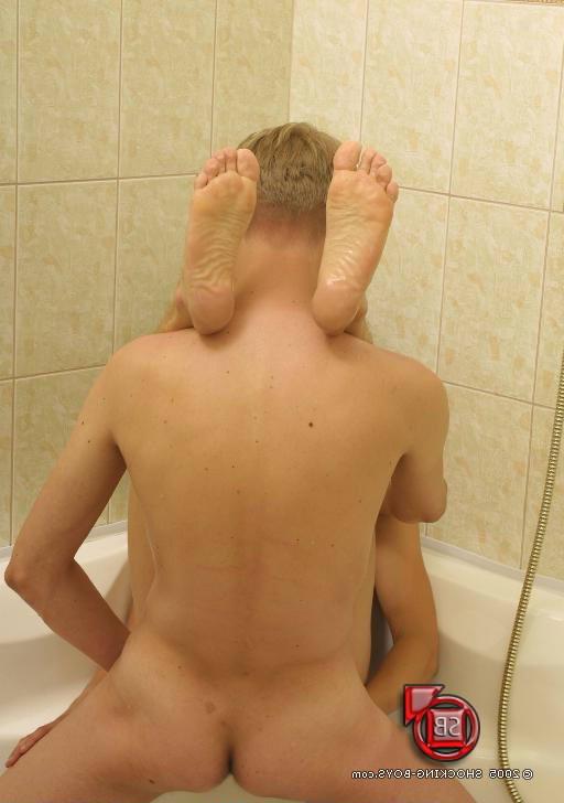 12P Young and shocking twinks fuck each other in wild and hard manner