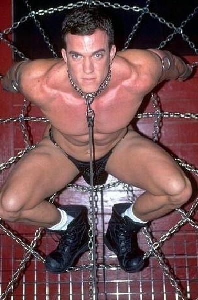 20P Two leather muscles enjoy sucking and fucking in a dungeon