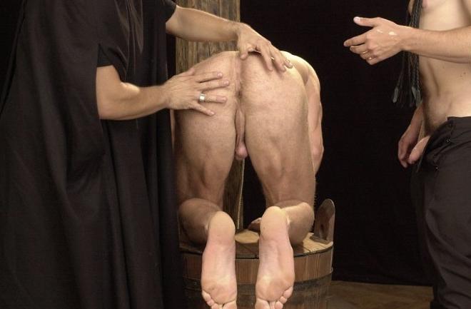 20P Trio hunks enjoying bondage and dominate oral and anal treat