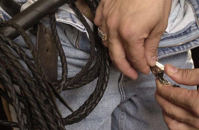20P Trio hunks enjoying bondage and dominate oral and anal treat