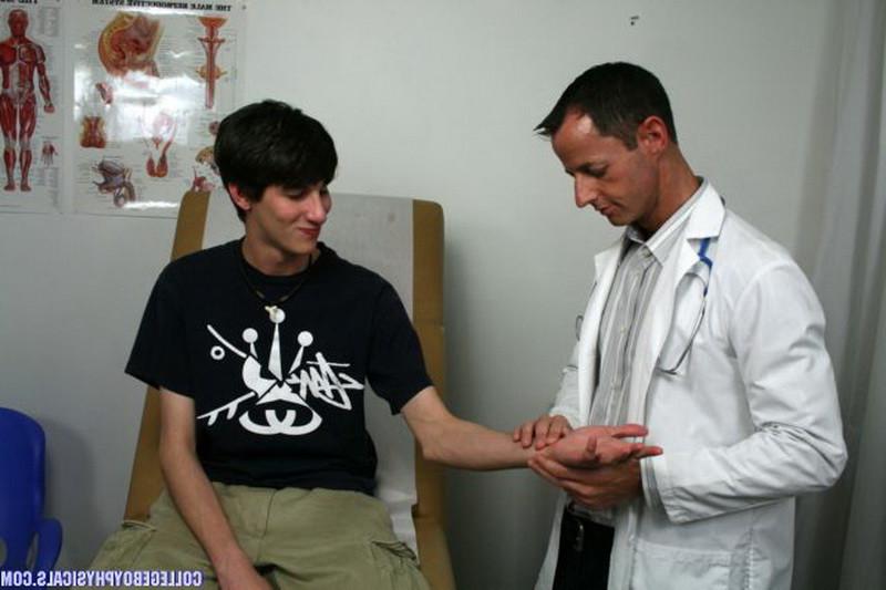 16P Big cock twink getting his dick checked by a hot gay doctor