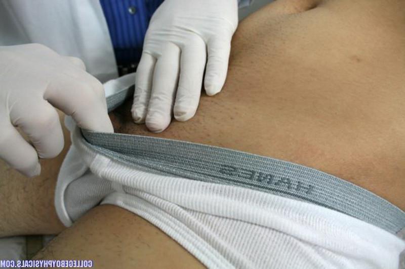 16P Gay doctor checking an innocent twink and giving him a blowjob
