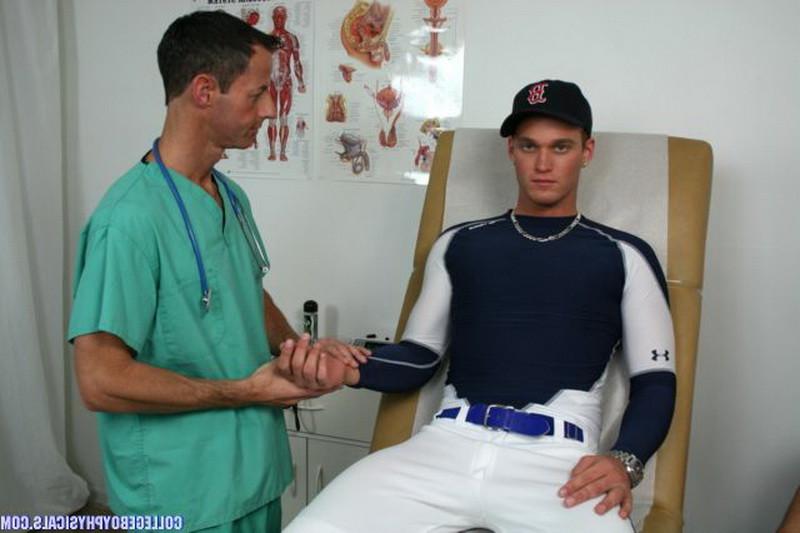 16P Gay doctor and two sexy young college athletes blowjob action