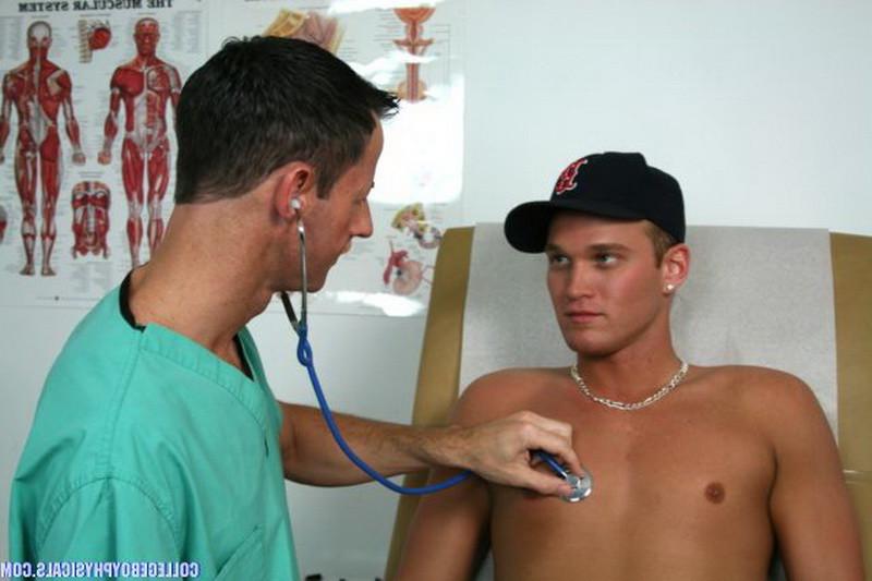 16P Gay doctor and two sexy young college athletes blowjob action