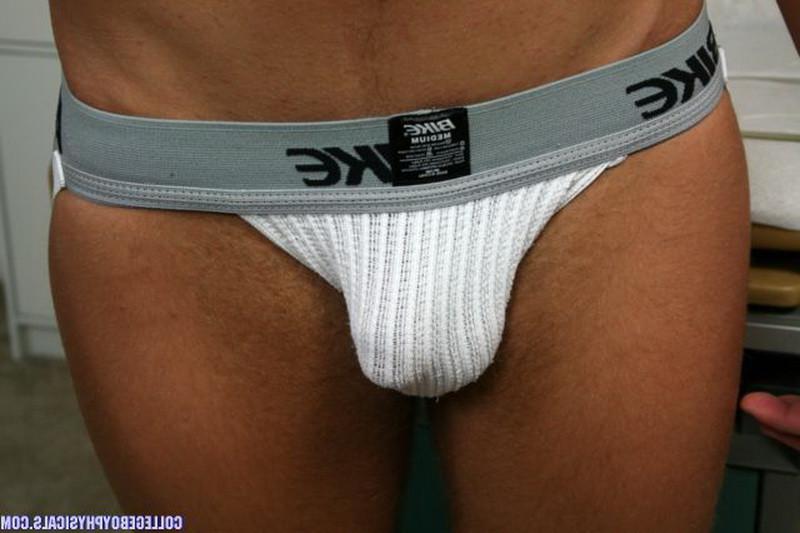 16P Gay doctor and two sexy young college athletes blowjob action