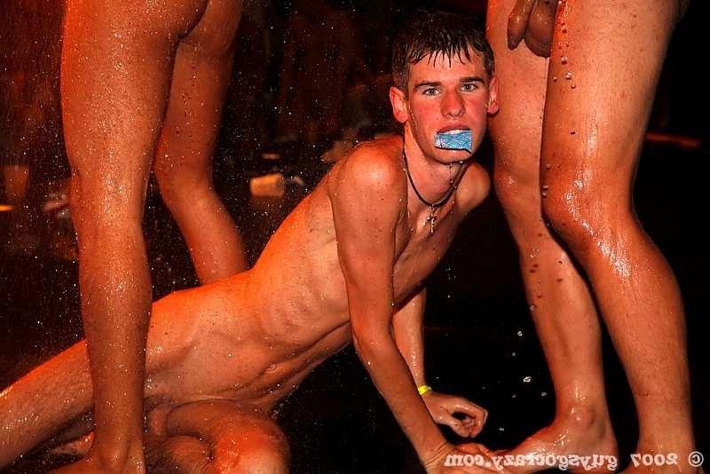 20P Twinks on the hunt for fresh meat to stuff their mouth and ass