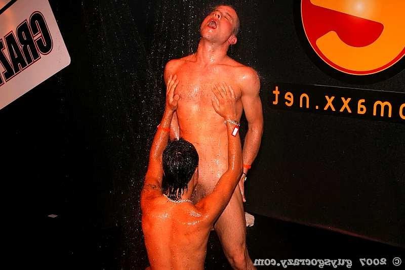 20P Twinks on the hunt for fresh meat to stuff their mouth and ass
