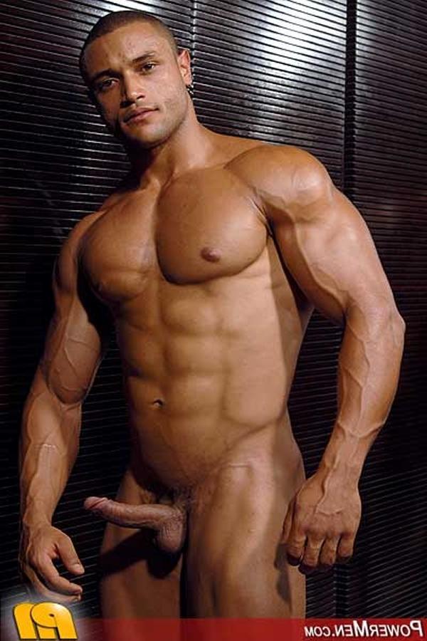 20P Naked beefy bodybuilder flexes