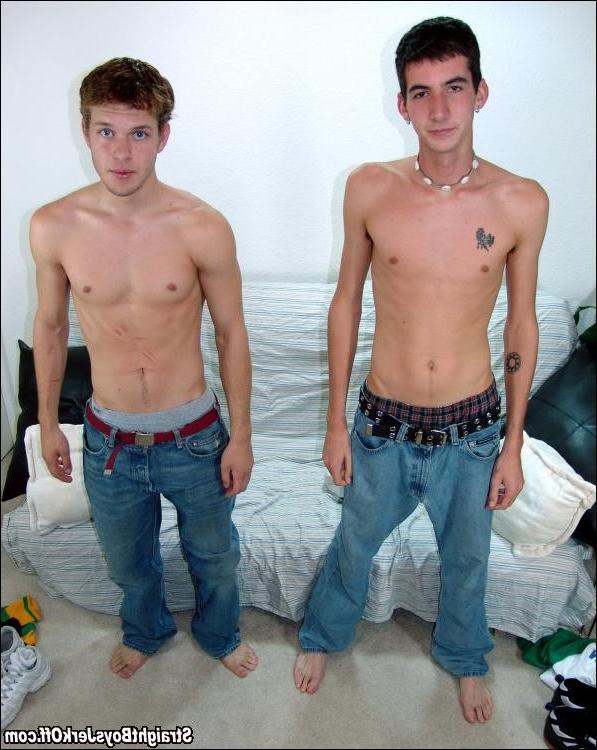 16P two pretty fresh students masturbating at a bedroom
