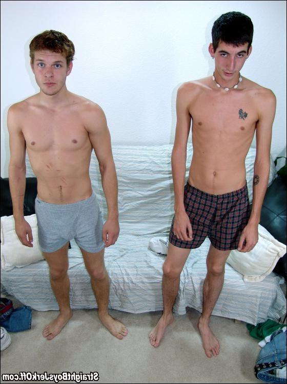 16P two pretty fresh students masturbating at a bedroom