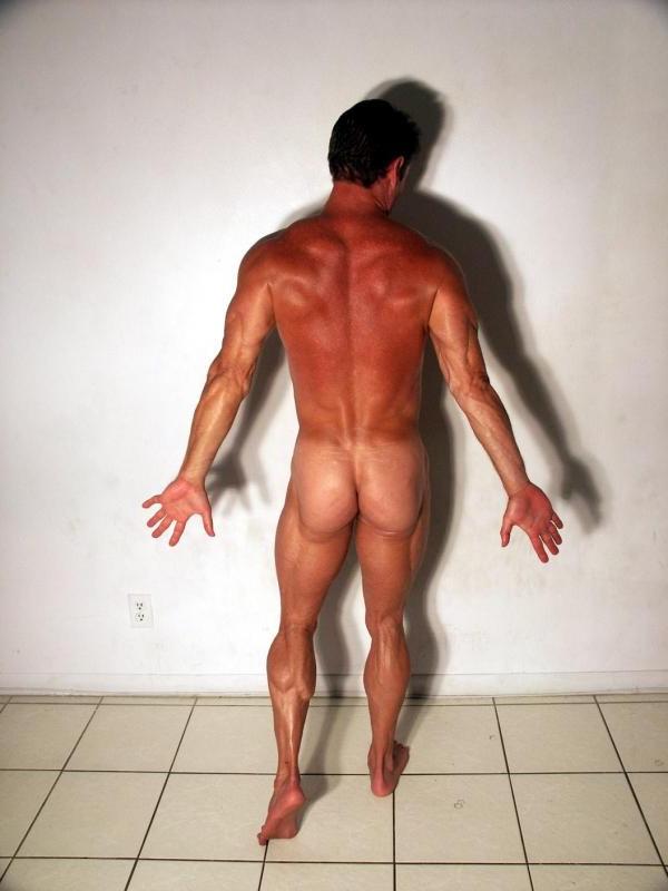 20P Sexy naked older bodybuilder