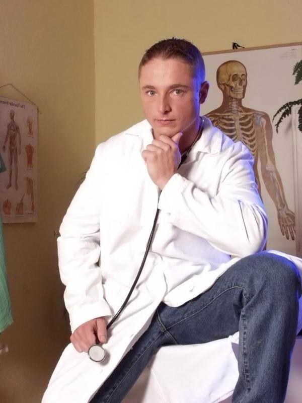 20P Big cock flashing gay doctor