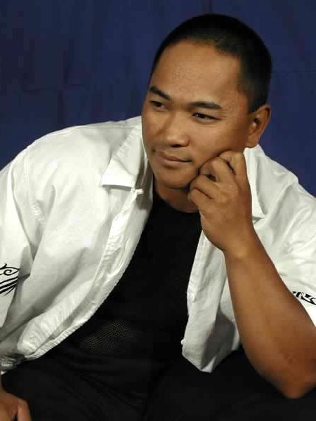 13P Asian dude in the bedroom