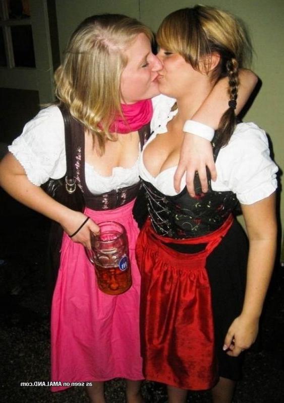 10P Collection of wild and horny lesbian lovers having fun