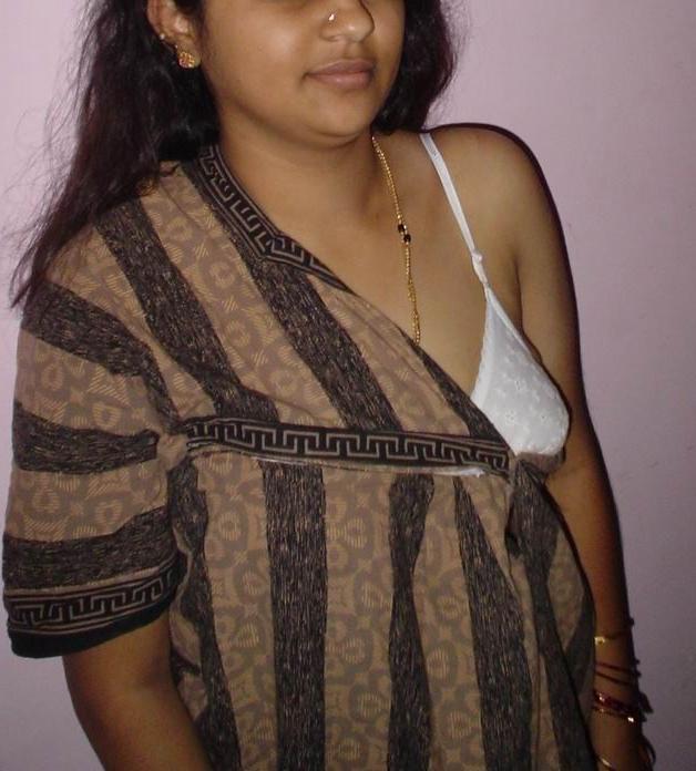 15P Indian teen gfs posing and fucking for the camera