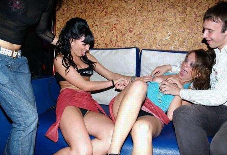 15P Amateur drunk babes at party