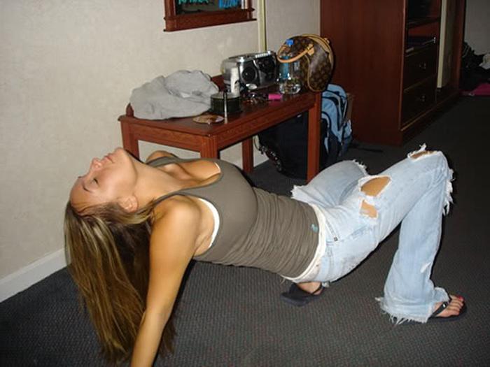 15P Sexy drunk babe posing