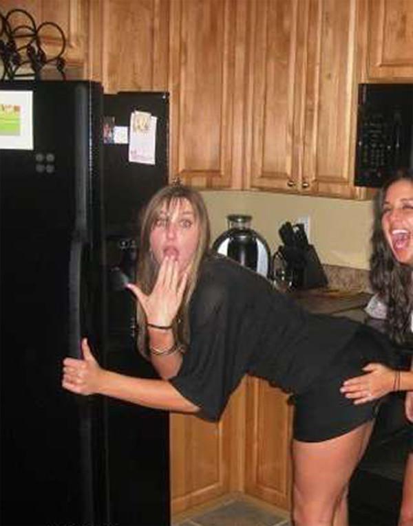 15P Drunk babes at action