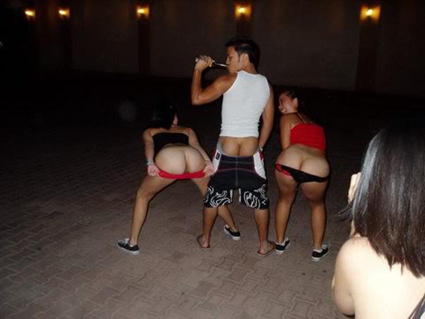 15P Amateur drunk babes at party