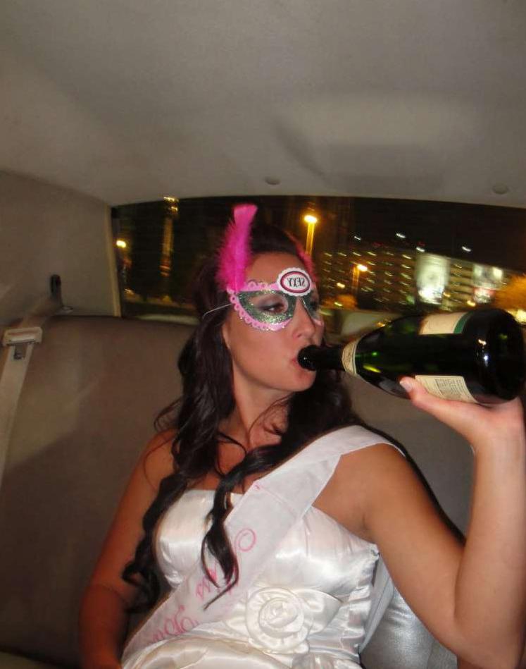 15P Sexy drunk babes