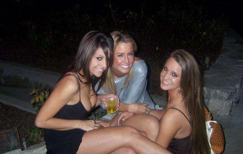 15P Sexy drunk babes