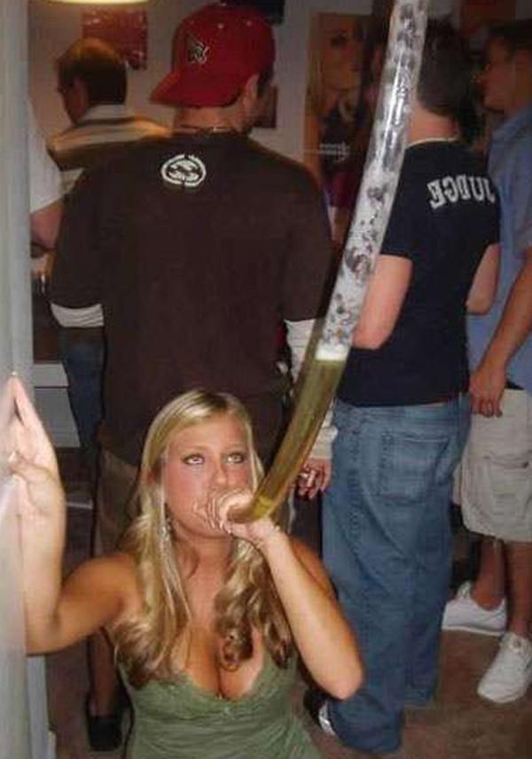15P Sexy drunk babe