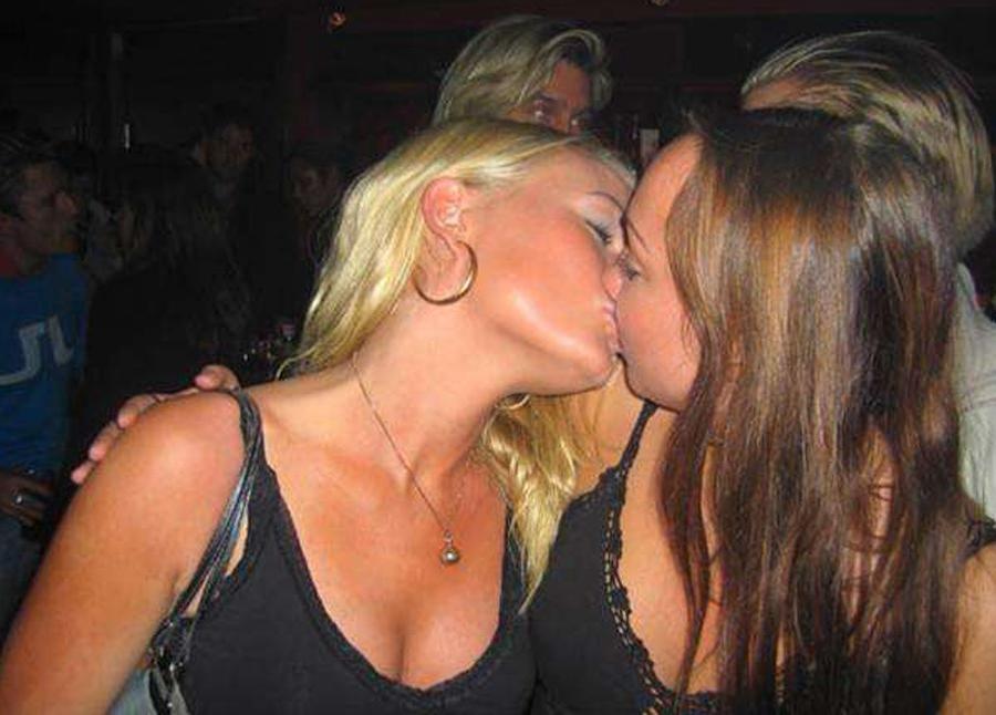 15P Drunk amateur blonde babes