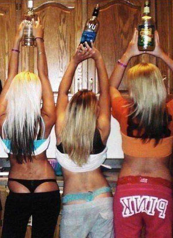 15P Drunk amateur blonde babes