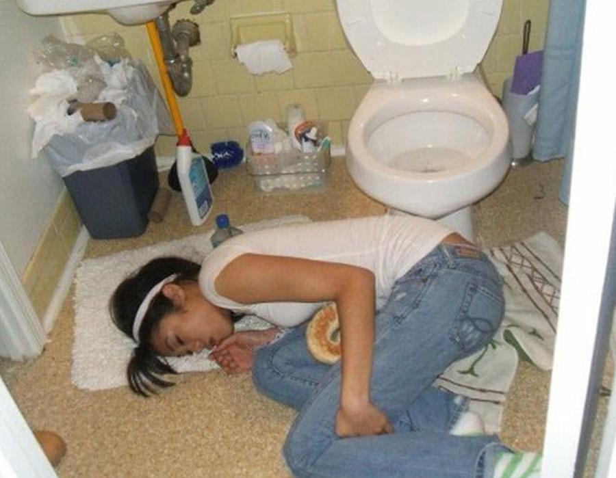 15P Drunk emo teen at party