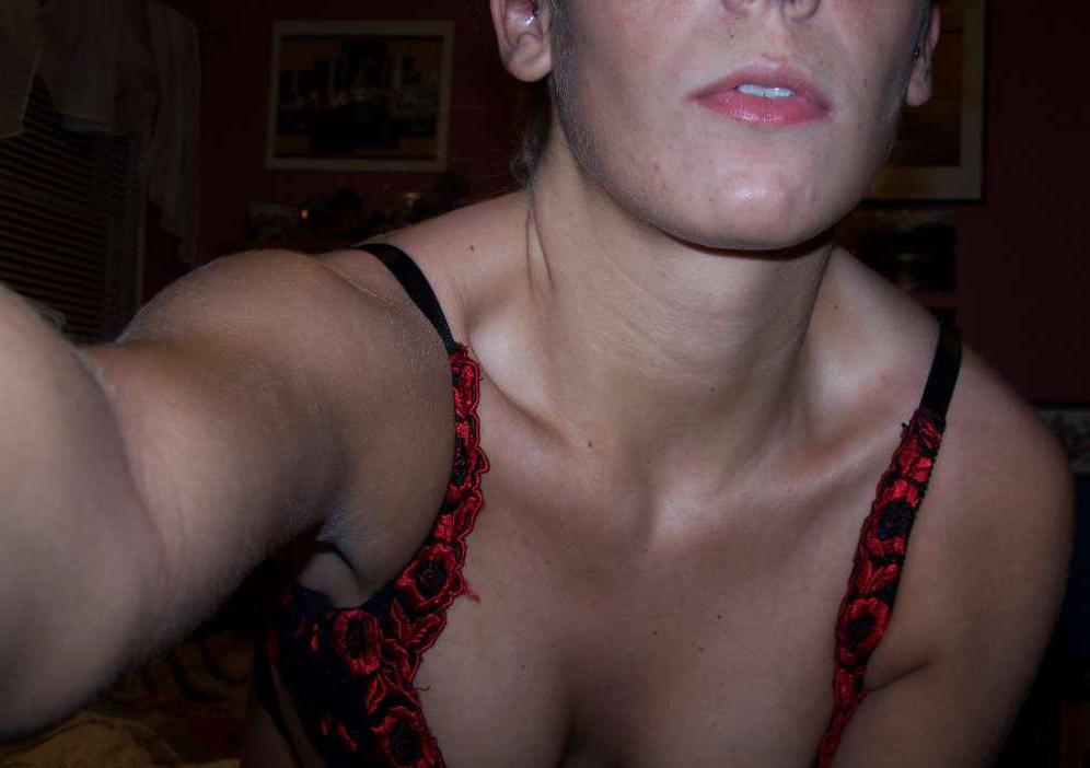 15P Nice collection of Lilys bedroom photos